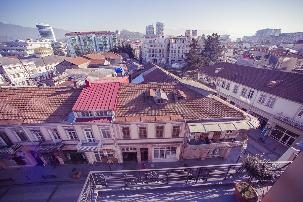 Royal Venezia Hotel Batumi Exterior photo